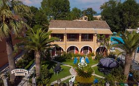 Eleni Apartments